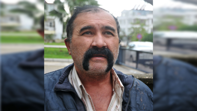 Hayvansever emekli polise baltalı saldırı